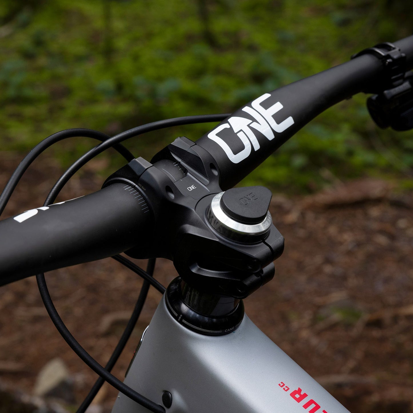 V2 Carbon Handlebar